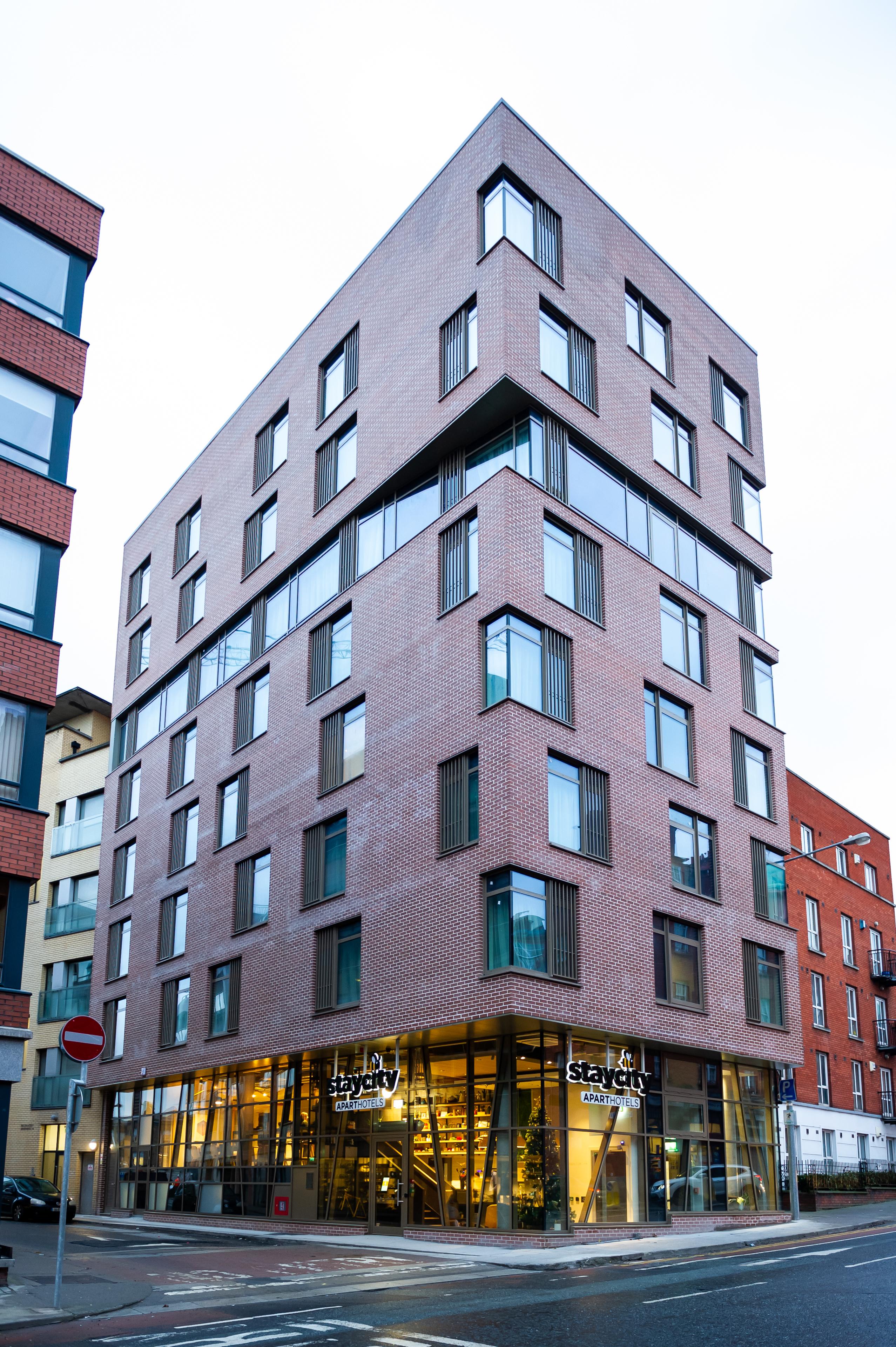 Staycity Aparthotels Dublin Castle Exterior photo