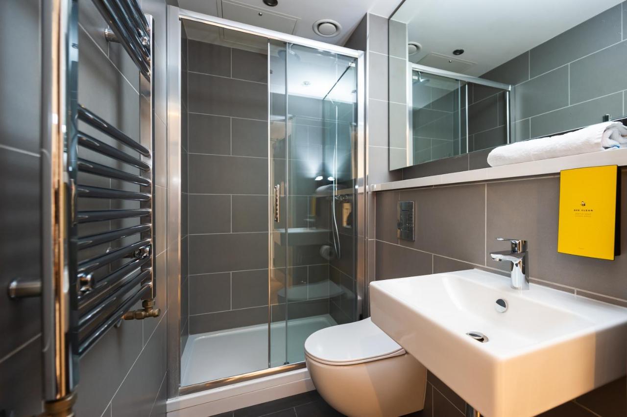 Staycity Aparthotels Dublin Castle Exterior photo